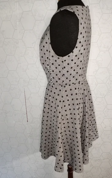 ELLE Plaid polka-dot flare dress in gray/black - Picture 4 of 16